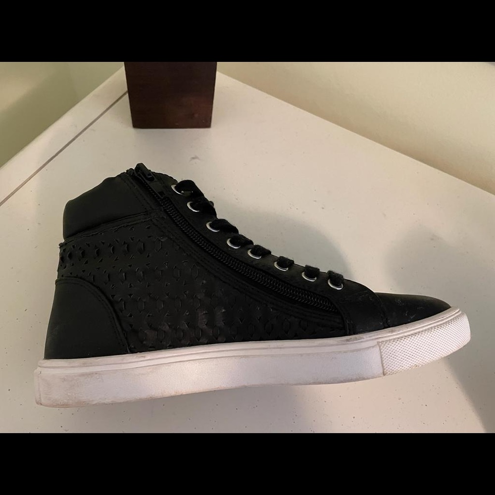 Black Steve Madden High-Top Sneakers - Picture 10 of 16